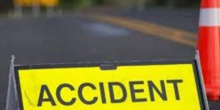 Accident, Bikaner Accident, Doctor Died in Bikaner, Rakesh Mahavar, Truck Accidenet, Bike accident in Diyatra Bikaner , PBM Hospital, Bikaner pbm Hospital, Bikaner to Jaisalmer , Bikaner Jaisalmer National Highway,Jaisalmer to Bikaner, Accident News,