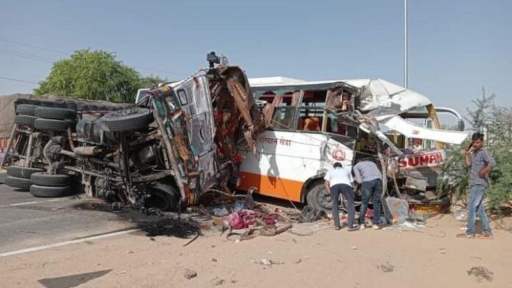 Accident,Bikaner-Jodhpur National Highway,Road Accident,Udaipur Tourist, Bus truck accident,Deshnok accident, Bus accident in deshnok,Accident in Bikaner,Accident News, Bikaner to Udaipur,Udaipur to Bikaner,
