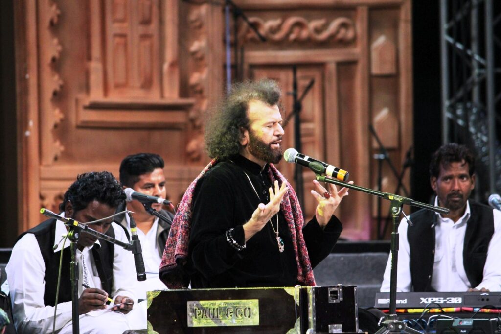 Hansraj Hans , Singer Hansraj Hans, हंस राज हंस , Rashtriya Sanskriti Mahotsav 2023, Rashtriya Sanskriti Mahotsav 2023 News, Rashtriya Sanskriti Mahotsav 2023 Update, Rashtriya Sanskriti Mahotsav 2023 Program, Maithili Thakur, Gulabo, Arjun Ram Meghwal, Art camp,