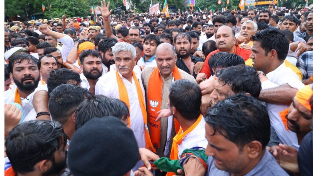 Nahi Sahega Rajasthan , PM Modi, Narendra Modi, Farmers in Jaipur Protest, Tractor,BJP Nahi Sahega Rajasthan Protest, Protest in Jaipur Rajasthan, Rajasthan Protest, नही सहेगा राजस्थान Protest in Jaipur , Bhagirath Choudhary, Rajasthan government, Jaipur News, Latest News Jaipur Today, CP Joshi , BJP RAJASTHAN,