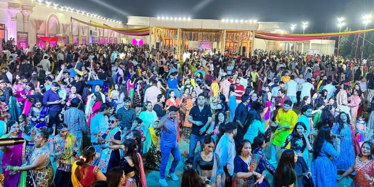 Navratri , Dandiya , Dandiya 2023, Dandiya 2023 in Jaipur, Garba 2023 in Jaipur, Dandiya Mahatsov, Navratri Garba, Garba Boomed in Jaipur , Khandelwal Social Group, Entertainment Paradise, Entertainment Paradise in Jaipur,