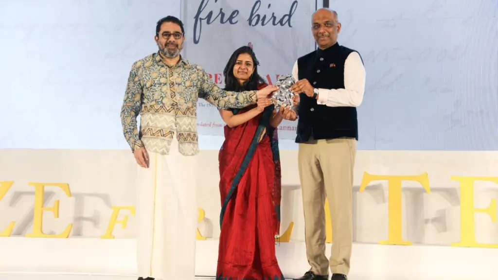 JCB Prize 2023, JCB Prize for Literature 2023, writer Perumal Murugan,, Tamil writer Perumal Murugan,Fire Bird, JCB Prize , farmers,agricultural crisis,migration,तमिल साहित्यकार पेरूमल मुरूगन,फायर बर्ड,जेसीबी प्राइज फॉर लिटरेचर,किसान,कृषि संकट,प्रवास की पीड़ा