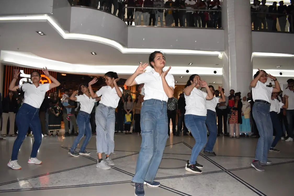 WTP Jaipur, WTP, Jaipur WTP , Energetic, flash mob, Jaipuria,