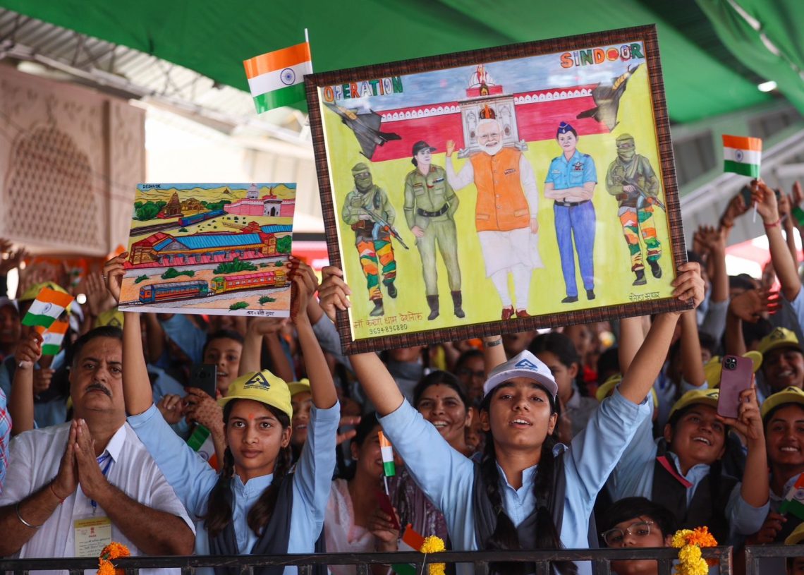 Narendra Modi ,PM Modi, PM Modi Plana, PM Modi Bikaner, PM Narendra Modi in Bikaner, Bikaner Mumbai Express train, Pm Modi Plana, Deshnokh PM Modi,