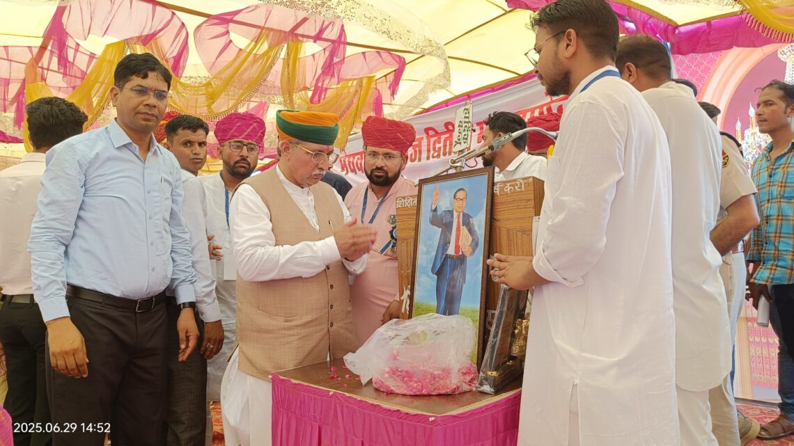 Union Minister of State for Law and Justice Arjun Ram Meghwal, Arjun Ram Meghwal, Union Minister of State for Law and Justice. Bajju News, Arjun Ram meghwal Bajju news,
