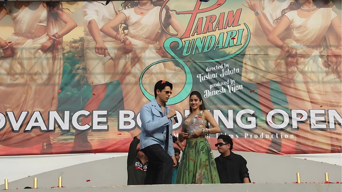 Param Sundari, Param Sundari Movie, Param Sundari Review, Param Sundari Star Cast, Param Sundari HD Print, Param Sundari History, Jahnvi Kapoor, Jahnvi Kapoor Param Sundari, Sidharth Malhotra, Sidharth Malhotra Param Sundari,