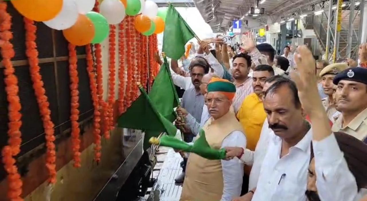 Union Minister Arjun Ram Meghwal , Arjun Ram Meghwal Arjun Ram Meghwal Bikaner, Bikaner to Mumbai, Mumbai to Bikaner, Bikaner Dadar Train, Hanumangarh to Mumbai,